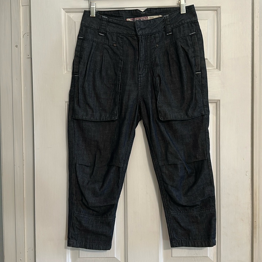Fox Denim cargo style capris